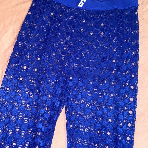 Two piece Gsuwoo set, never worn only tired on . - Picture 3 of 7